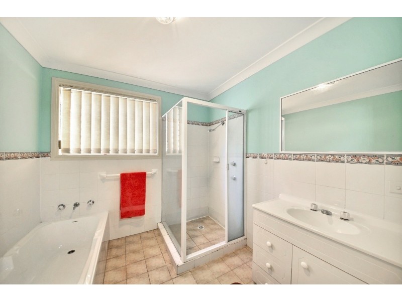 2/61 Parliament Road, Macquarie Fields NSW 2564