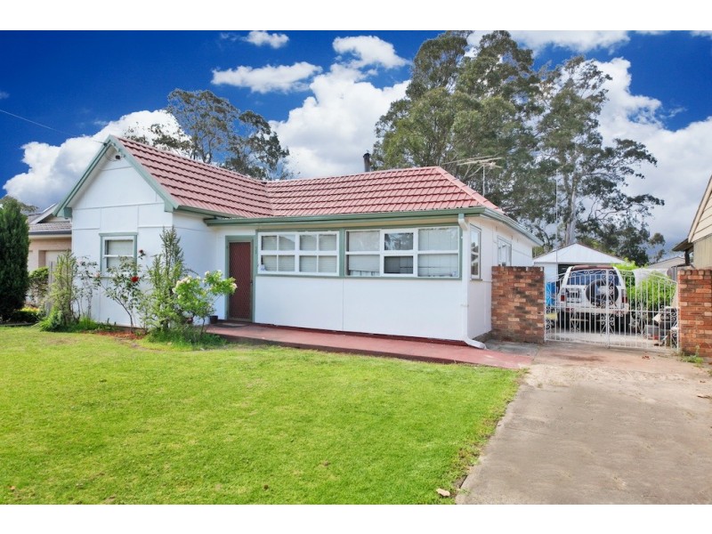 32 Gordon Avenue, Ingleburn NSW 2565