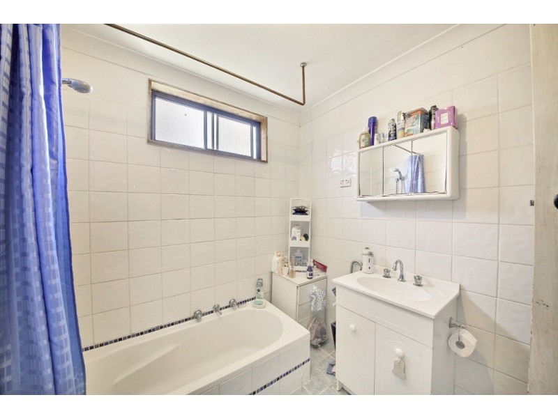 32 Gordon Avenue, Ingleburn NSW 2565