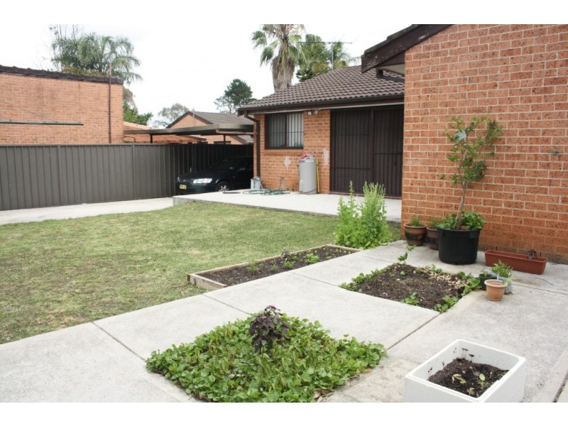Macquarie Fields NSW 2564