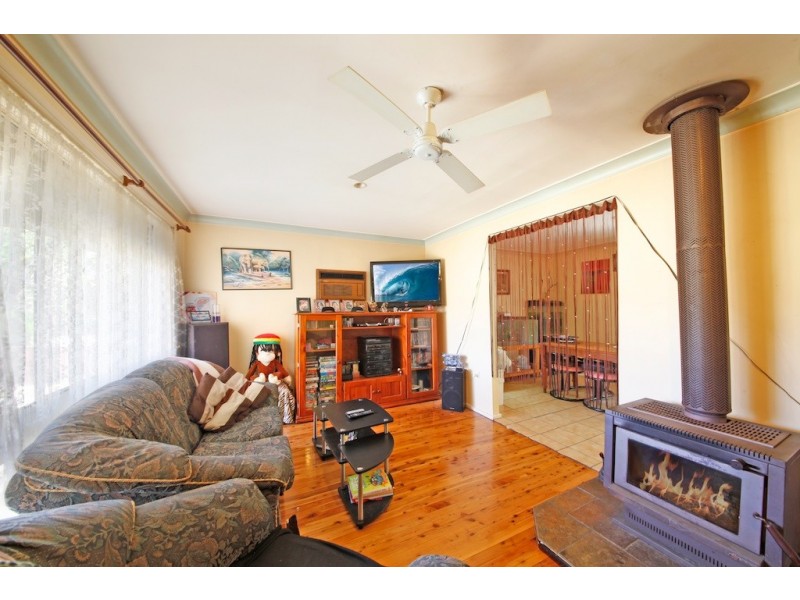 19 Belford St, Ingleburn NSW 2565