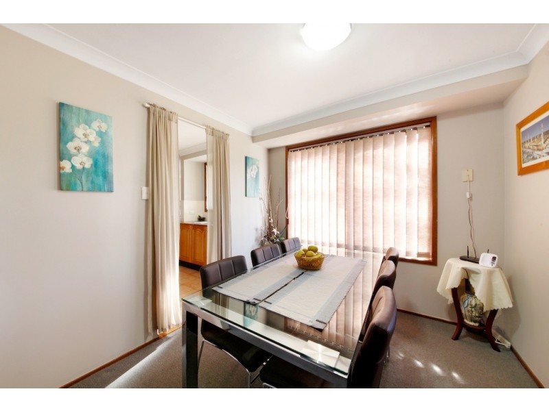 43 Peugeot Drive, Ingleburn NSW 2565