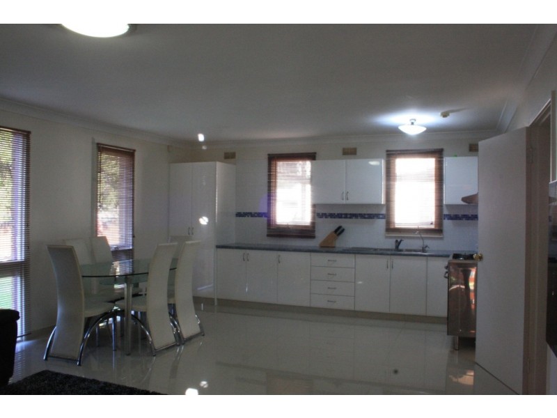 Macquarie Fields NSW 2564