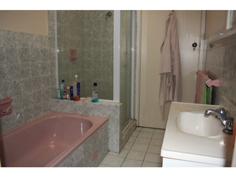 5 Harvey Street, Macquarie Fields NSW 2564