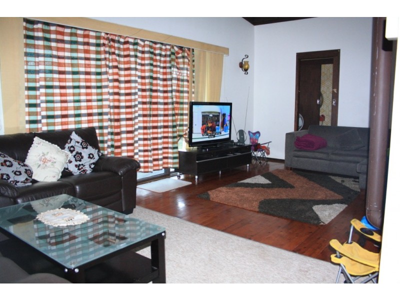 Macquarie Fields NSW 2564