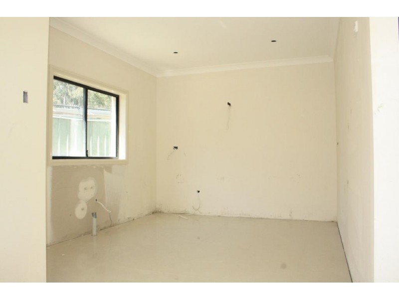 Macquarie Fields NSW 2564