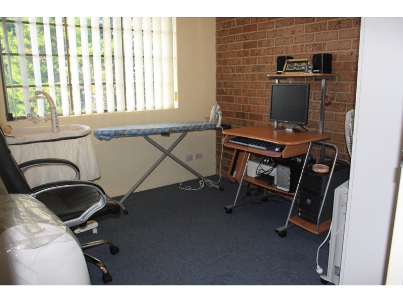 3/17 lagonda Drive, Ingleburn NSW 2565