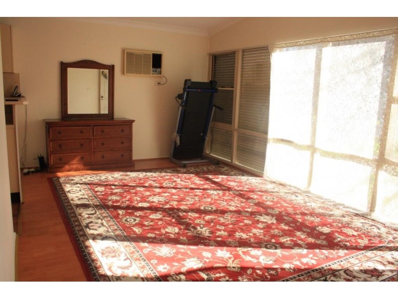 Macquarie Fields NSW 2564