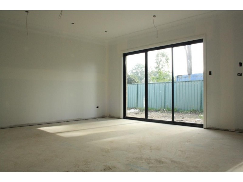 Macquarie Fields NSW 2564