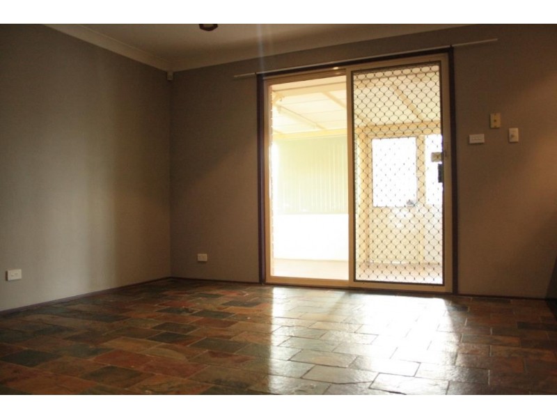 Macquarie Fields NSW 2564