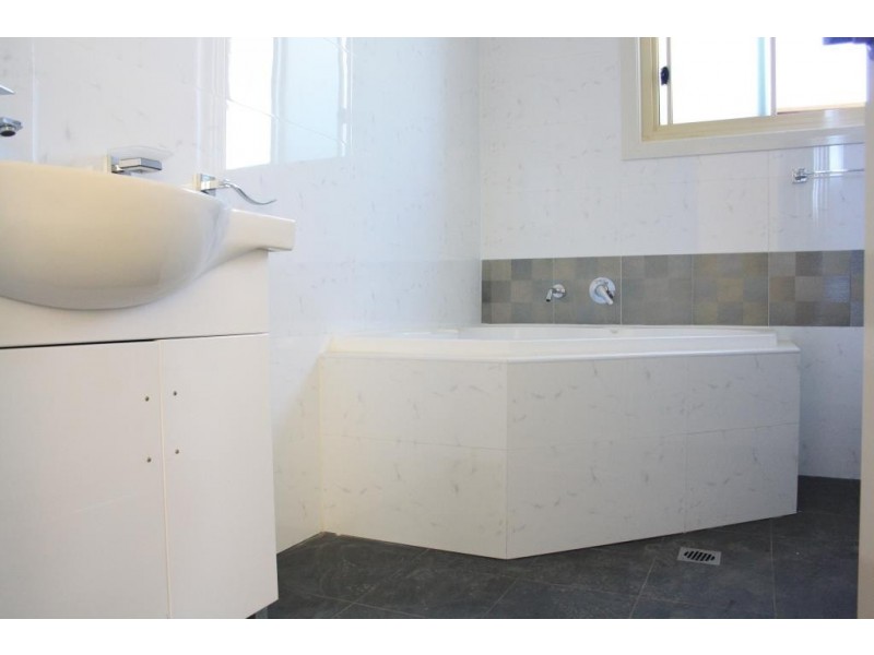 Minto NSW 2566