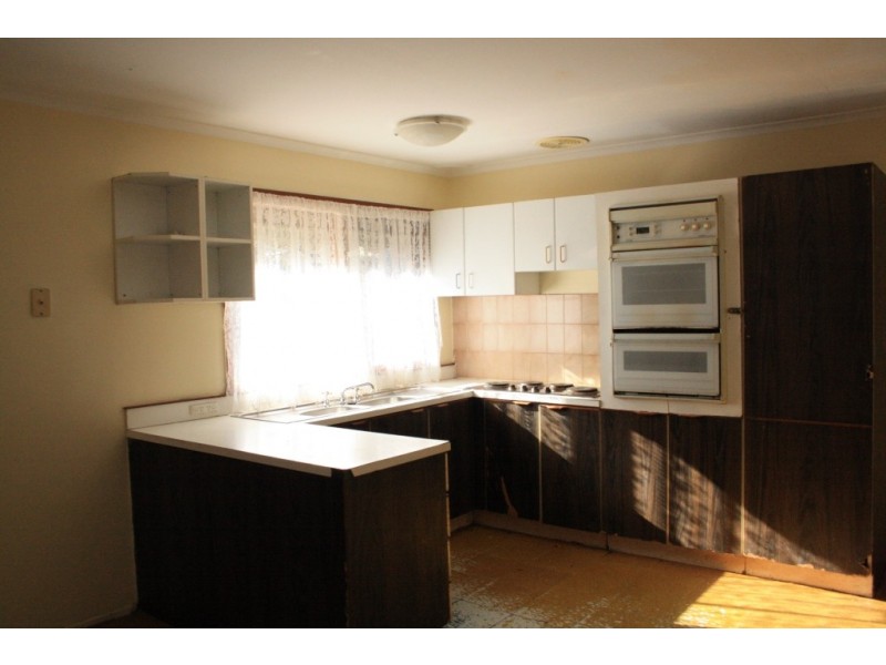 108 Ballantrae Drive, St Andrews NSW 2566