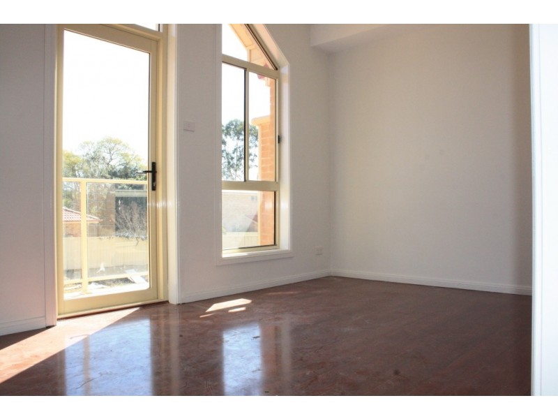 Macquarie Fields NSW 2564