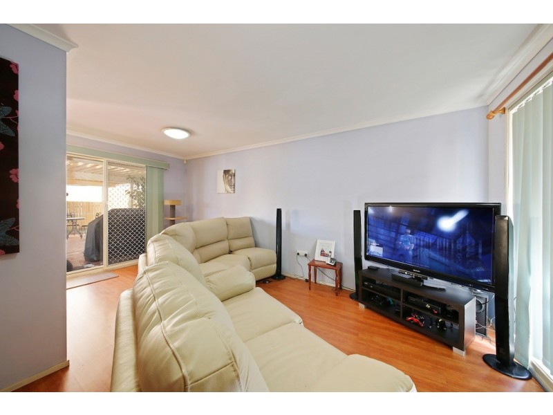 11 McLaren Place, Ingleburn NSW 2565