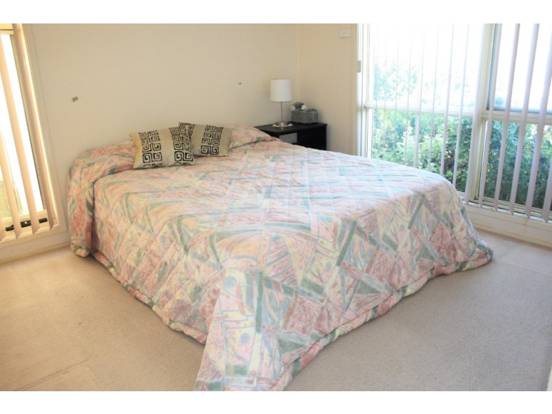 42 Wilkinson Crescent, Ingleburn NSW 2565