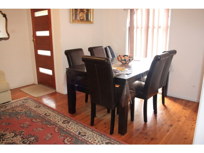 16 Dunkeld Pl, St Andrews NSW 2566