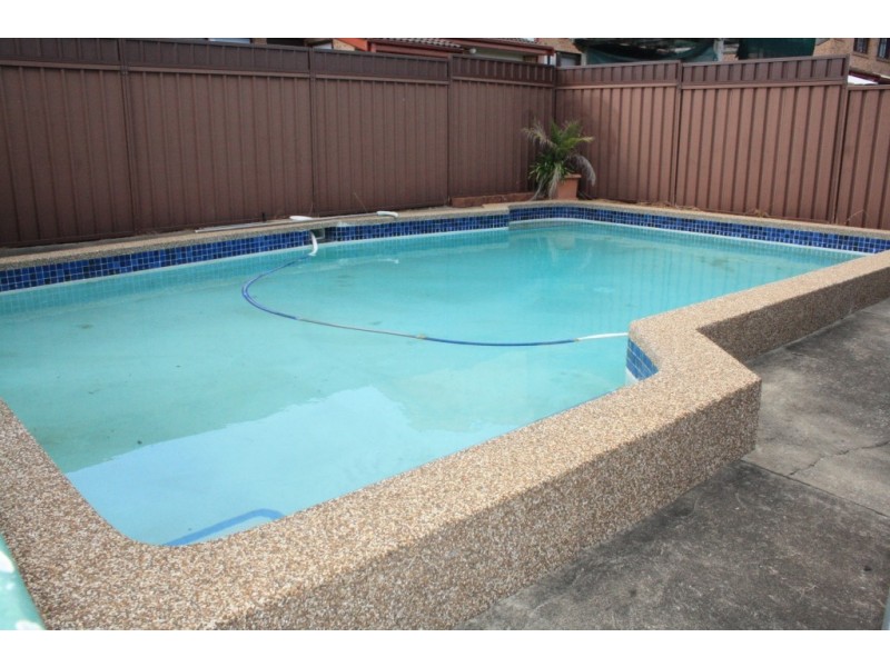35 Atchison Road, Macquarie Fields NSW 2564