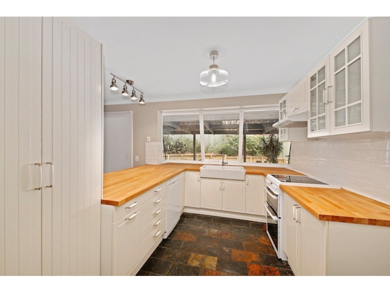 37 Kingfisher Street, Ingleburn NSW 2565