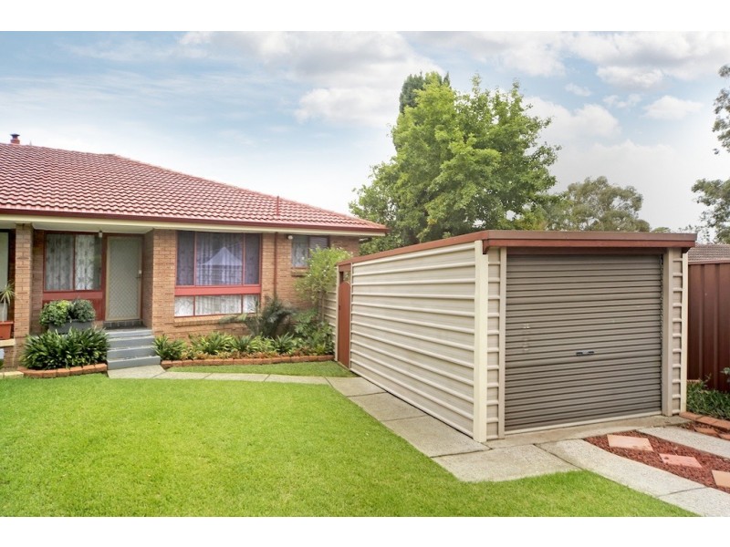 4 Cosmos place, Macquarie Fields NSW 2564
