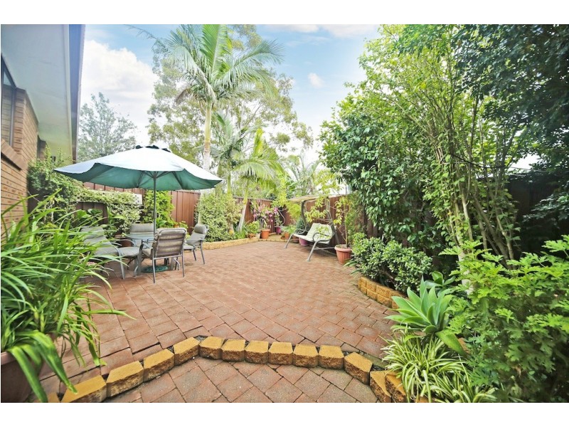 4 Cosmos place, Macquarie Fields NSW 2564