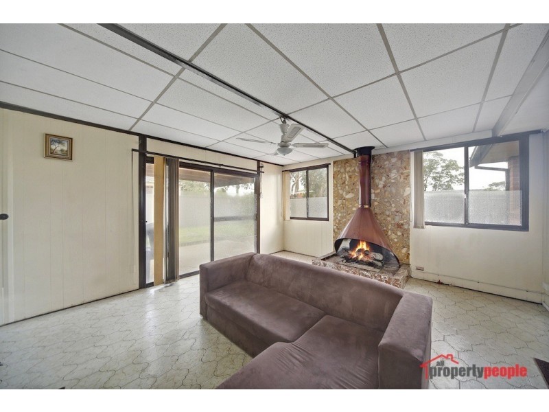 Macquarie Fields NSW 2564