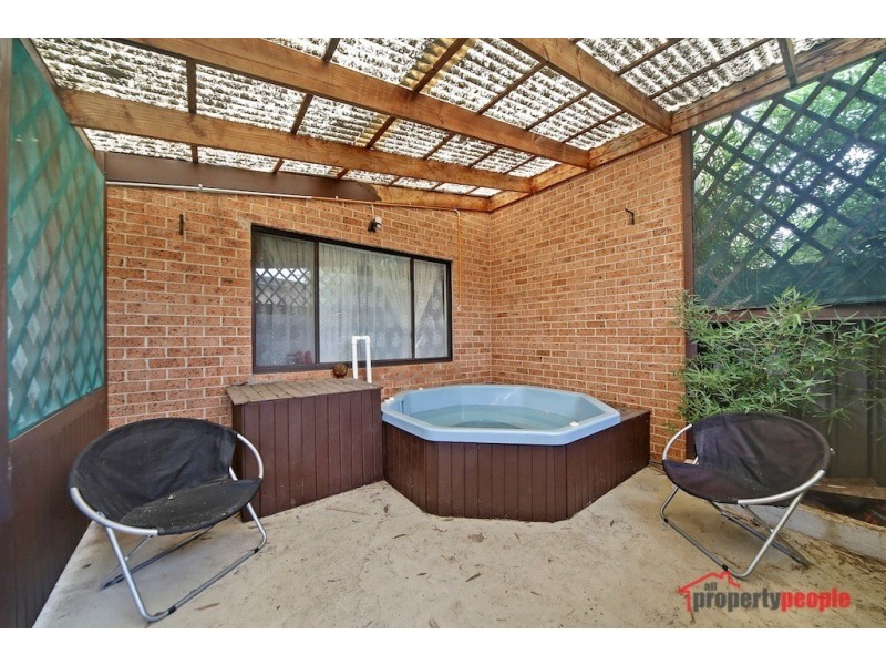 Macquarie Fields NSW 2564