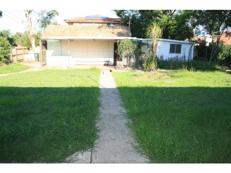 Macquarie Fields NSW 2564