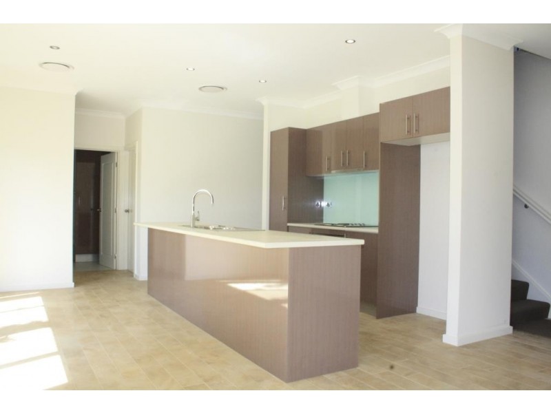 24A Warwick St, Minto NSW 2566