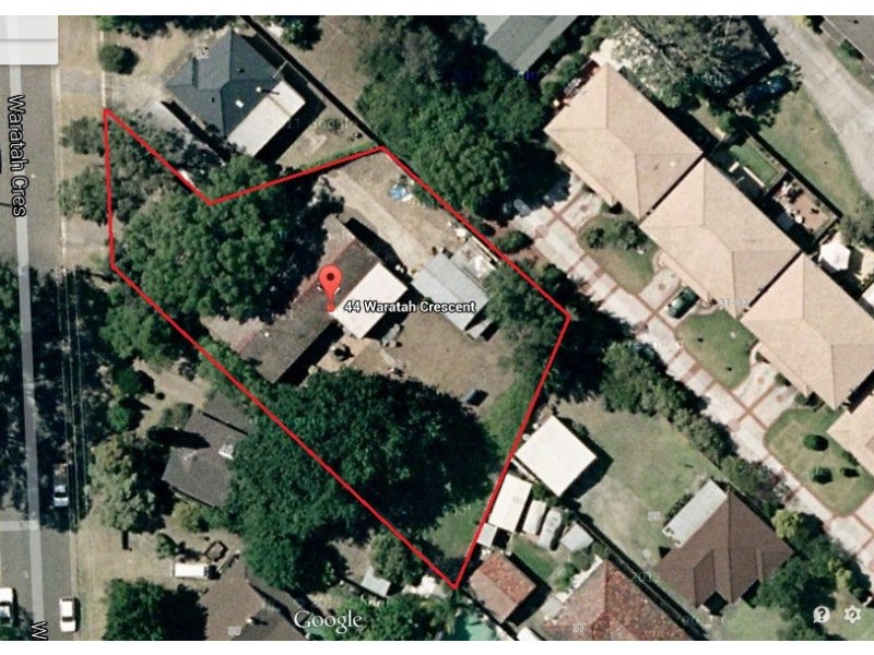 44 WARATAH CRESCENT, Macquarie Fields NSW 2564