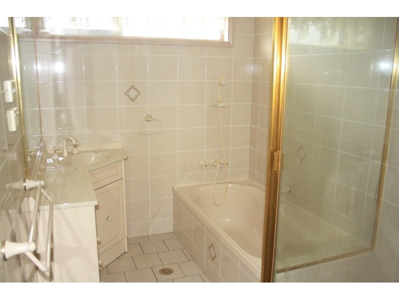 315a Bensley, Ingleburn NSW 2565