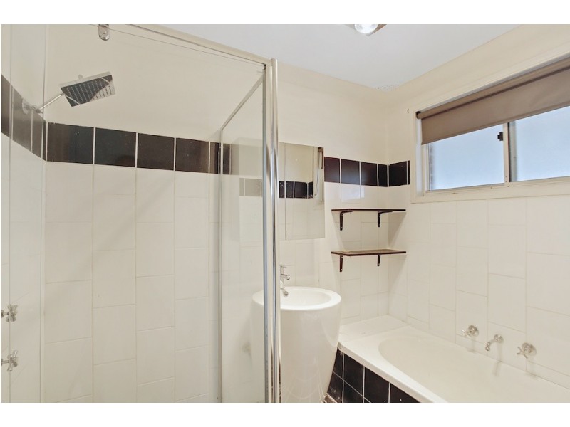 105 Helicia, Macquarie Fields NSW 2564