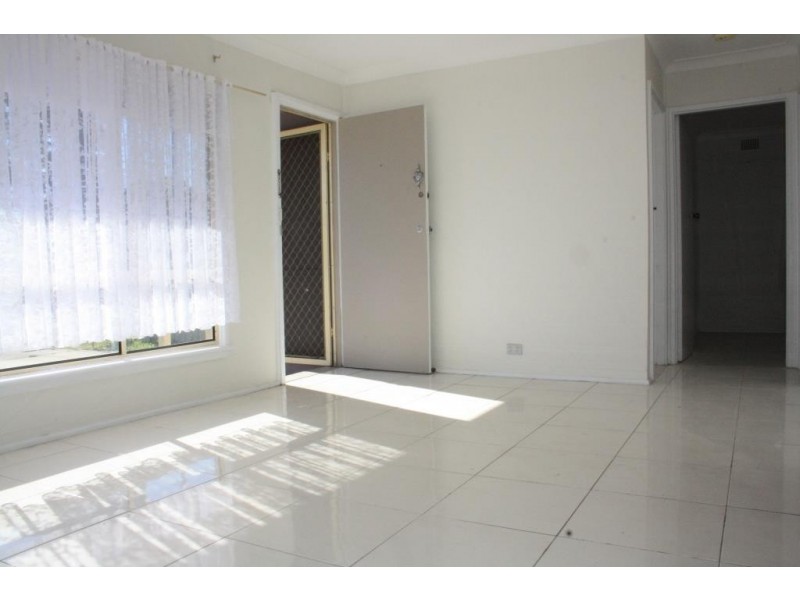 100 Camberland Rd, Ingleburn NSW 2565