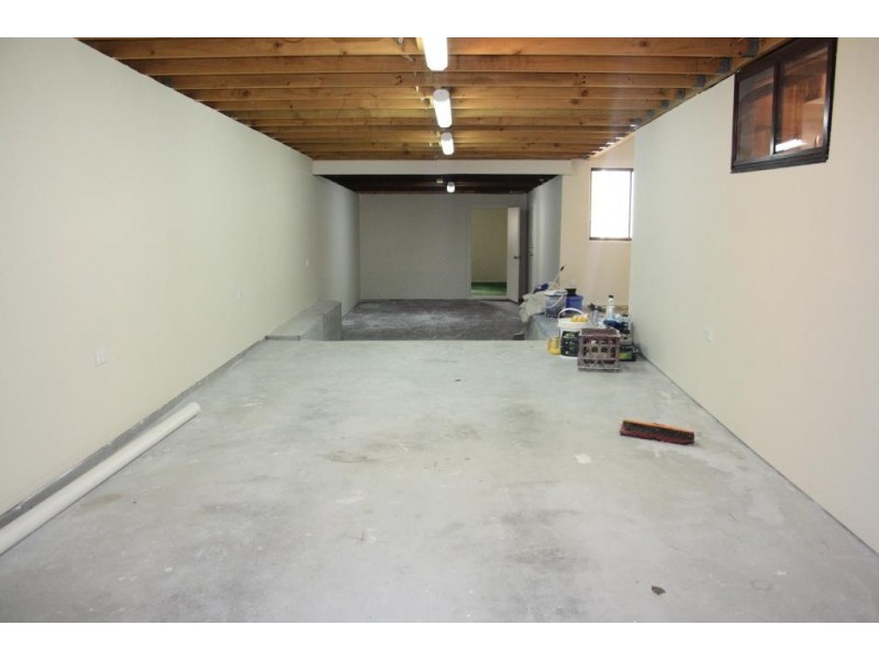 1 Wattle Avenue, Macquarie Fields NSW 2564