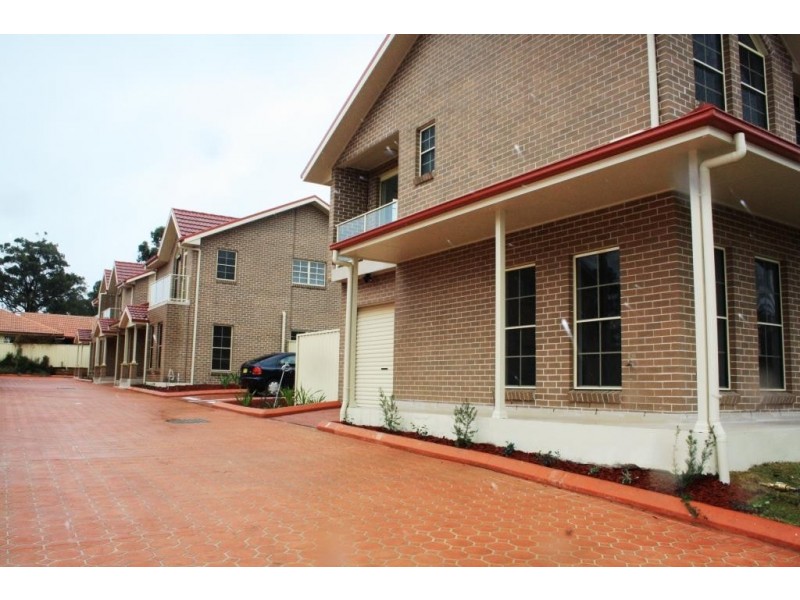 1/5-7 Saywell road, Macquarie Fields NSW 2564