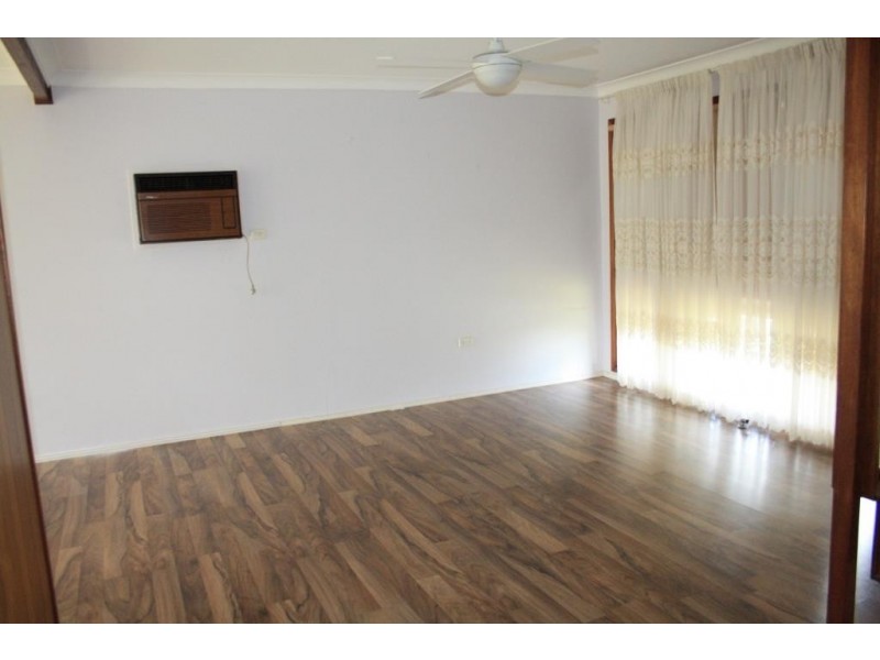 194 Cumberland Road, Ingleburn NSW 2565