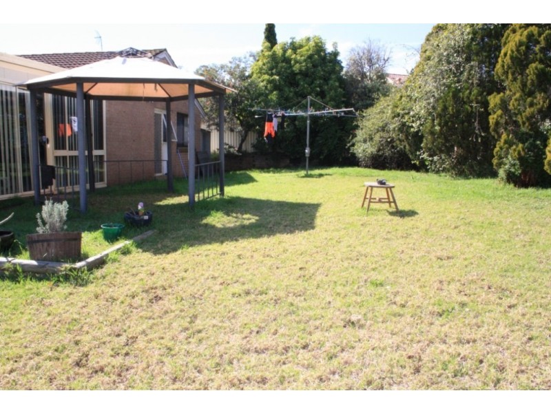 9 Buttercup Street, Macquarie Fields NSW 2564