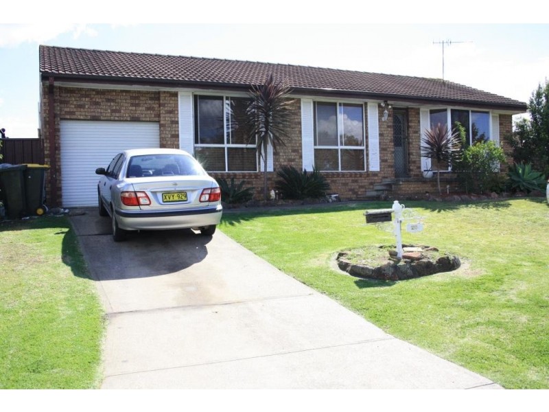 20 Adrian Street, Macquarie Fields NSW 2564
