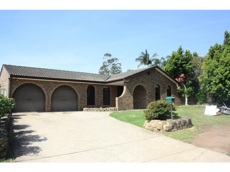 130 Evelyn St, Macquarie Fields NSW 2564