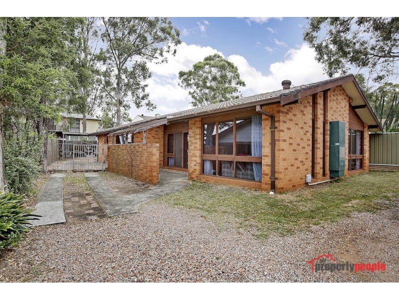 14 Sackville St, Ingleburn NSW 2565