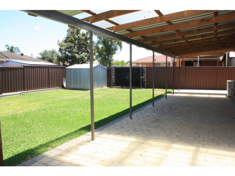 20 Adrian Street, Macquarie Fields NSW 2564