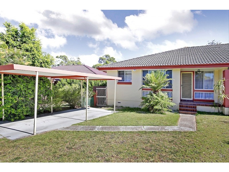 9 Oprey Cl, Minto NSW 2566