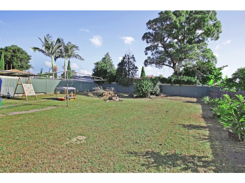 102 Henry St, Old Guildford NSW 2161