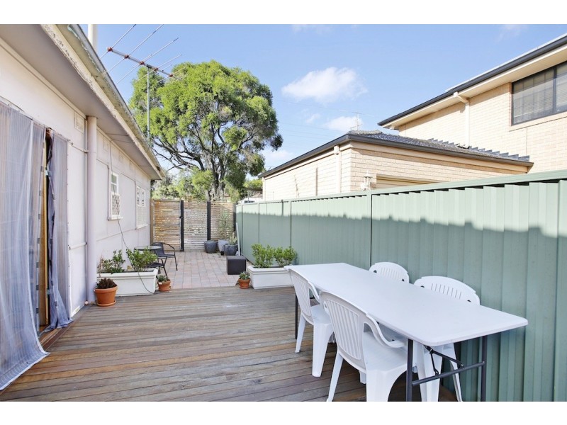 102 Henry St, Old Guildford NSW 2161