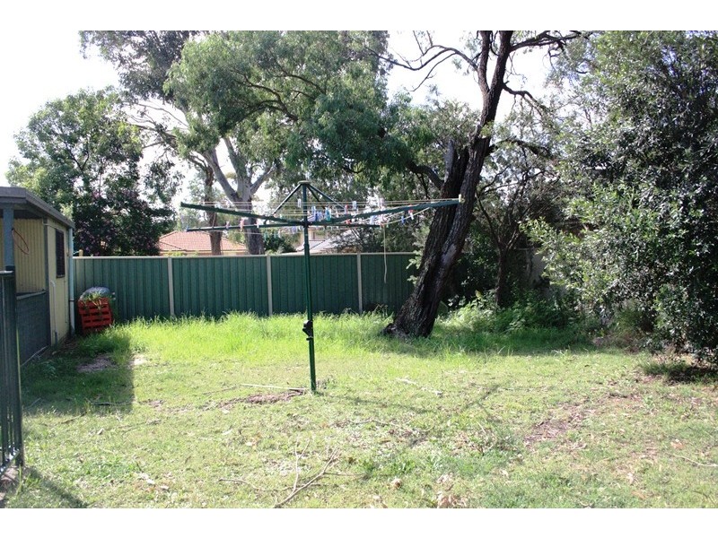 10 Cambridge Street, Ingleburn NSW 2565
