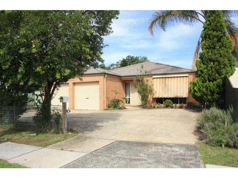 25 Carlisle St, Ingleburn NSW 2565