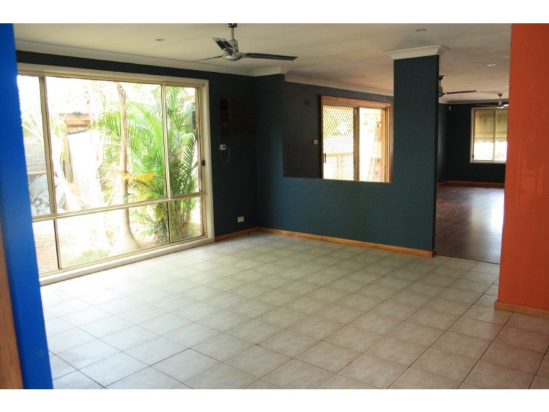 25 Carlisle St, Ingleburn NSW 2565