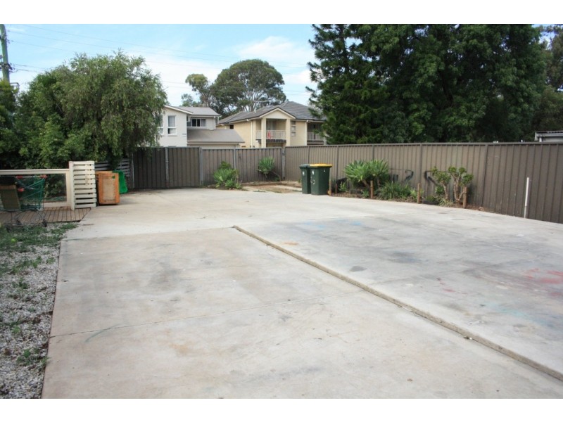 25 Carlisle St, Ingleburn NSW 2565