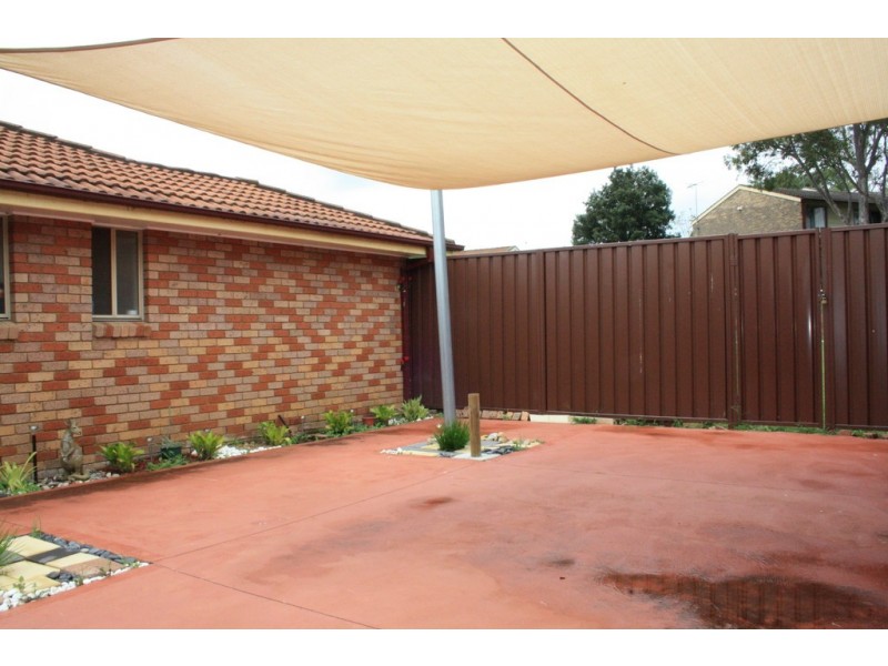 35/35 Bouganville St, Glenfield NSW 2167