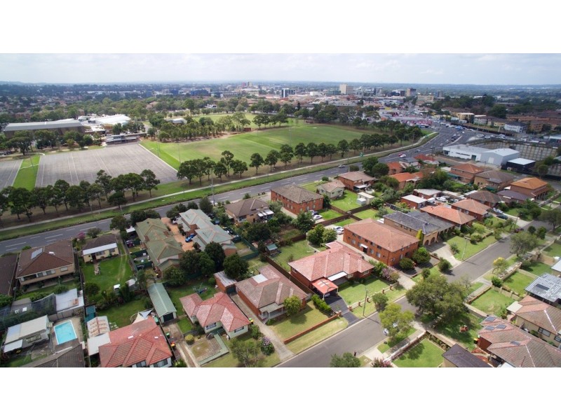 15 Pearce Street, Liverpool NSW 2170