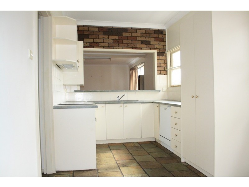 25 Hoddle Avenue, Bradbury NSW 2560